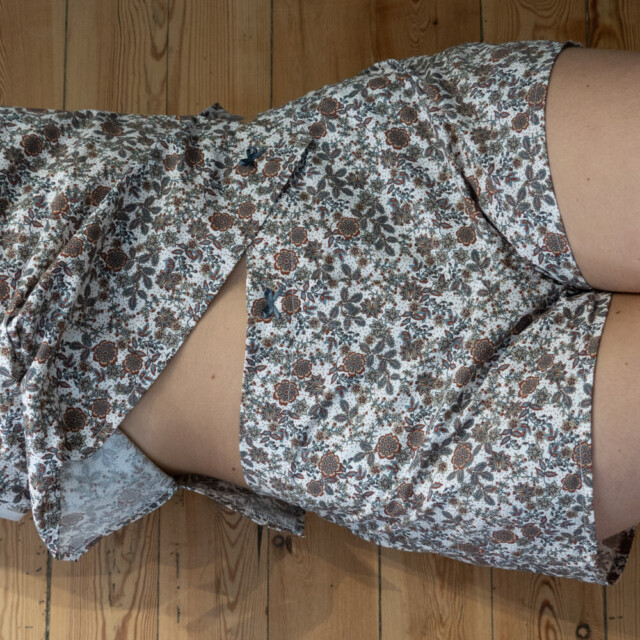 Fleurs Pois & Cie - Shorty 100% coton made in France - Rouge/Bleu/Marron/Doré