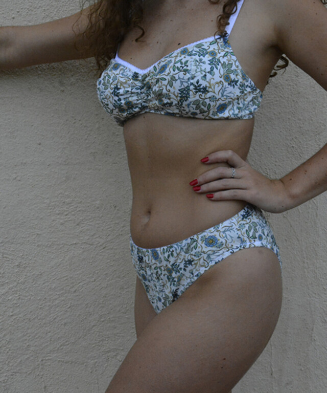 Fleurs Pois et Cie - Culotte femme  invisible 100% coton écologique ou Bio made in France – Blanc/vert foncé/vert clair/Bleu ciel