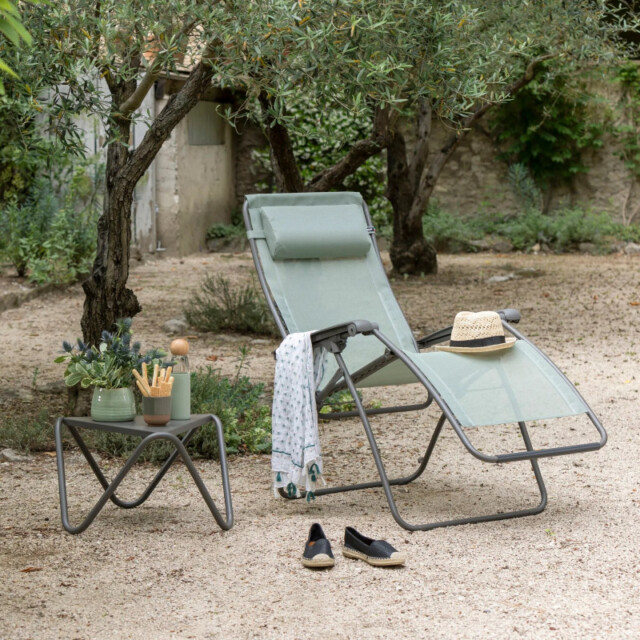 Fauteuil relax zéro gravité LAFUMA MOBILIER Rsxa Clip Batyline – 4 coloris par la marque LAFUMA Mobilier LAFUMA Mobilier - Fauteuil relax zéro gravité LAFUMA MOBILIER Rsxa Clip Batyline – 4 coloris