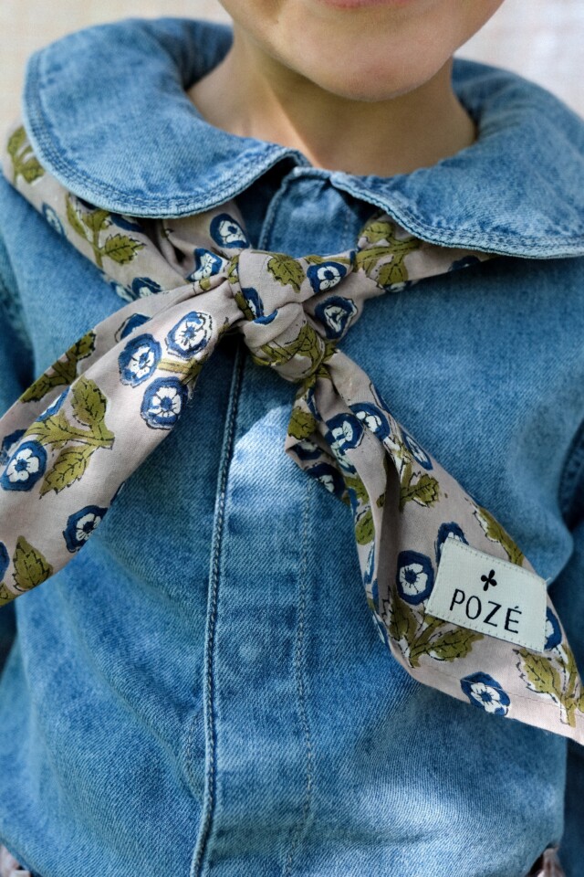 POZÉ - Foulard en coton – Fleuri bleu