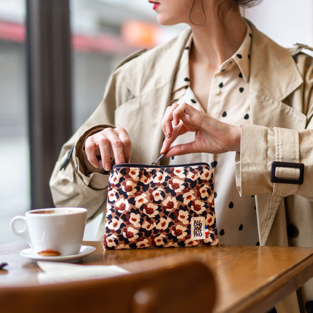 La-bobine-a-pois-trousse-multiusage