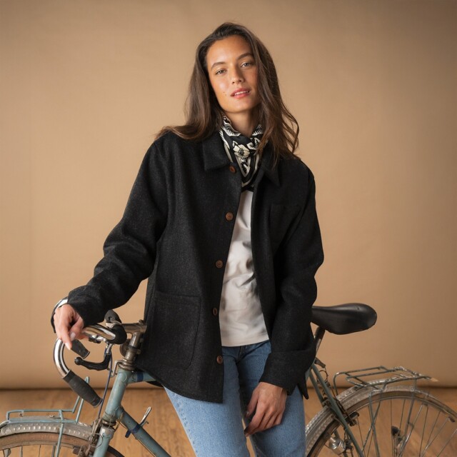 Le t-shirt Propre - La veste en laine française – Noir chiné