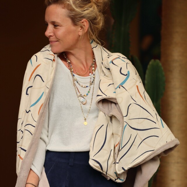 Quintessence - Le plaid Homère voile de coton coup de pinceau/ficelle