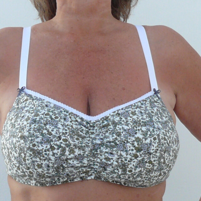 Fleurs Pois & Cie - Soutien-gorge sans armature 100% coton made in France - Blanc/vert foncé/Bleu ciel