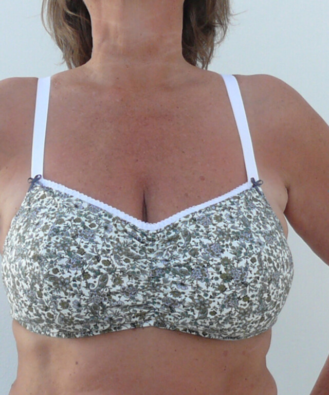 Fleurs Pois & Cie - Soutien-gorge sans armature 100% coton made in France - Blanc/vert foncé/Bleu ciel