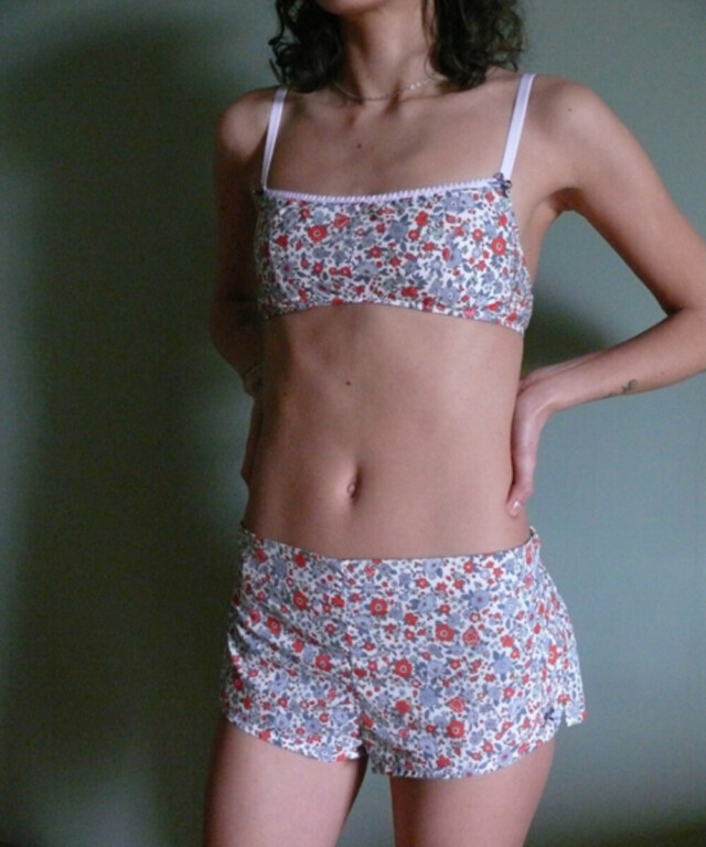 Fleurs Pois & Cie - Soutien-gorge sans armature 100% coton made in France - Rouge/Bleu/vert clair/Gris