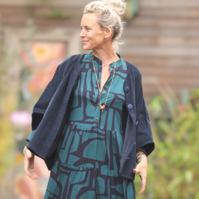 Quintessence - Robe Bella - viscose graphique émeraude/marine