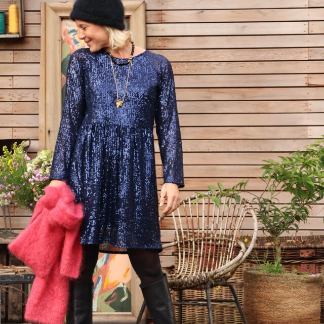 Quintessence - Robe Mia courte - sequins bleu marine