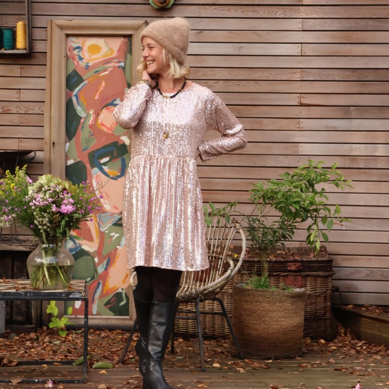 Quintessence - Robe Mia courte - sequins dorés