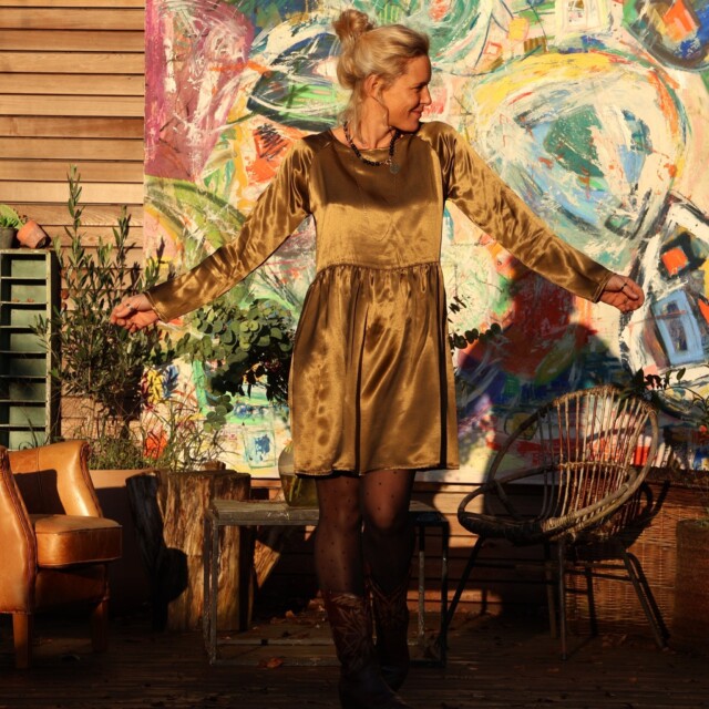 Quintessence - Robe Mia courte - viscose mordorée