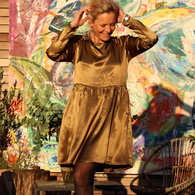 Quintessence - Robe Mia courte - viscose mordorée