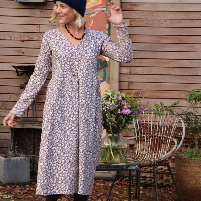 Robe Romane – coton texturé imprimé Mariane par la marque Quintessence Quintessence - Robe Romane – coton texturé imprimé Mariane