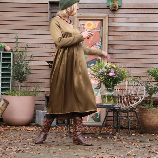 Quintessence - Robe Romane - viscose mordorée