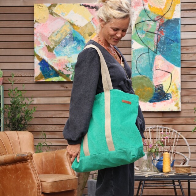 Quintessence - Sac Malo - Velours côtelé vert frais