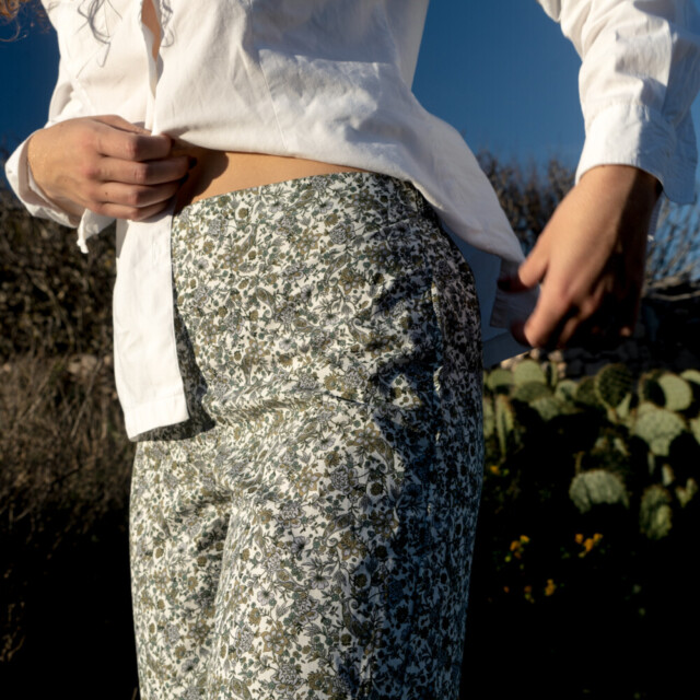 Fleurs Pois & Cie - Pantalon de pyjama femme et/ou de ville - Blanc/vert foncé/Bleu ciel