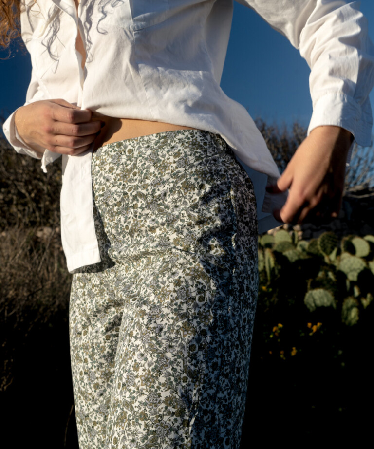 Fleurs Pois & Cie - Pantalon de pyjama femme et/ou de ville - Blanc/vert foncé/Bleu ciel