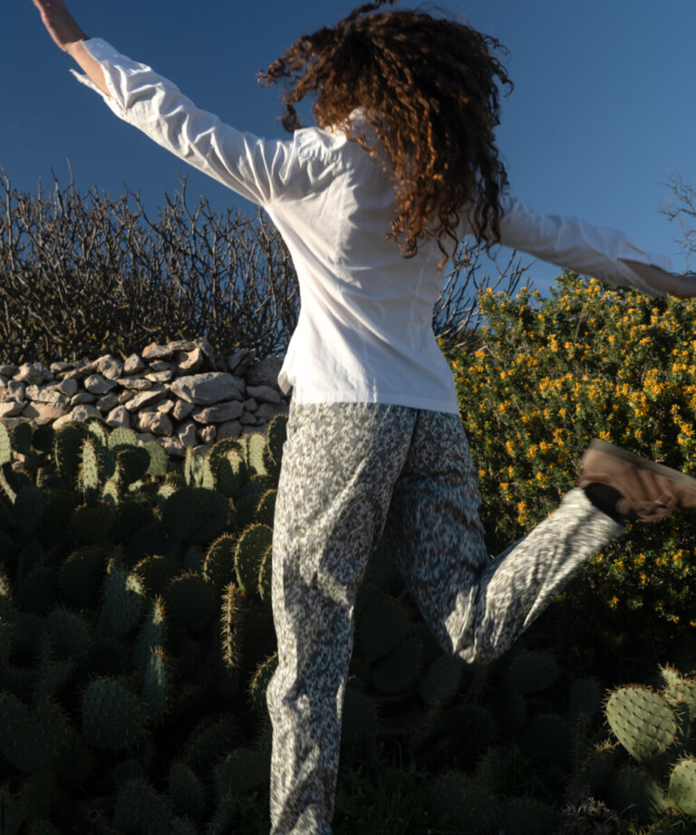 Fleurs Pois & Cie - Pantalon de pyjama femme et/ou de ville - Blanc/vert foncé/Bleu ciel