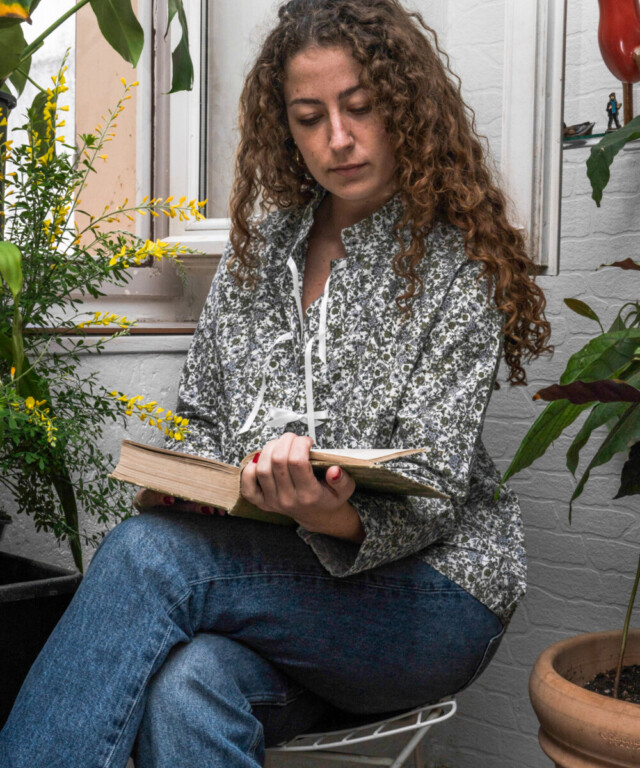 Fleurs Pois & Cie - Veste de pyjama pour femme et/ou chemisier ? - Blanc/vert foncé/Bleu ciel