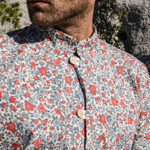 Fleurs Pois & Cie - Chemise ou veste pour homme ? - Rouge/Bleu/vert clair/Gris