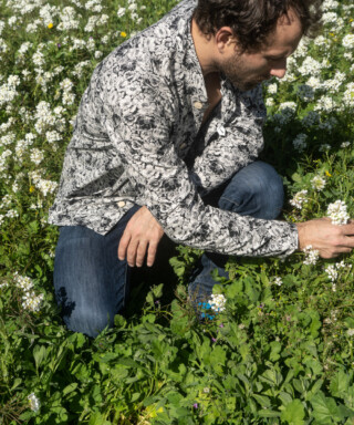 Fleurs Pois et Cie - Chemise ou veste pour homme ?  Noir/Beige