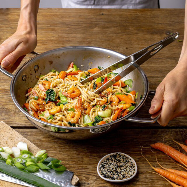 CRISTEL - Wok CRISTEL Castel Pro 28cm en inox 2 anses avec couvercle