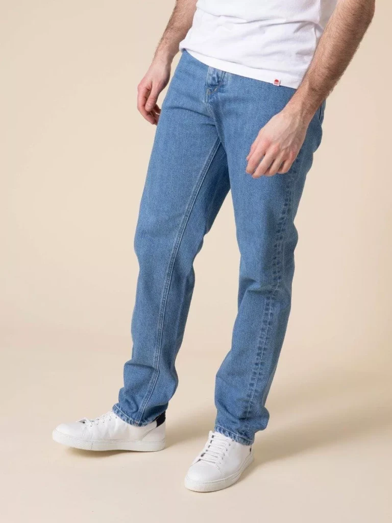 1083 - JEANS DROIT 101N DELAVE coton bio superdenim indigo clair Homme