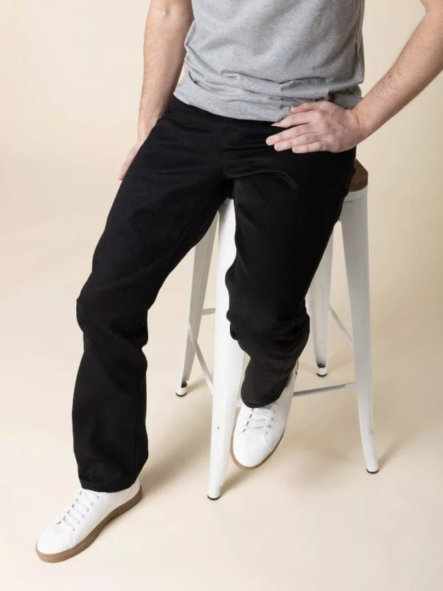 1083 - JEANS DROIT 101N coton bio superdenim noir Homme