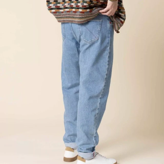 1083 - JEANS AJUSTE 105N ATHLETIQUE DELAVE coton bio superdenim flex indigo clair