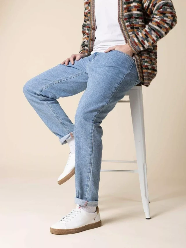 1083 - JEANS AJUSTE 105N ATHLETIQUE DELAVE coton bio superdenim flex indigo clair