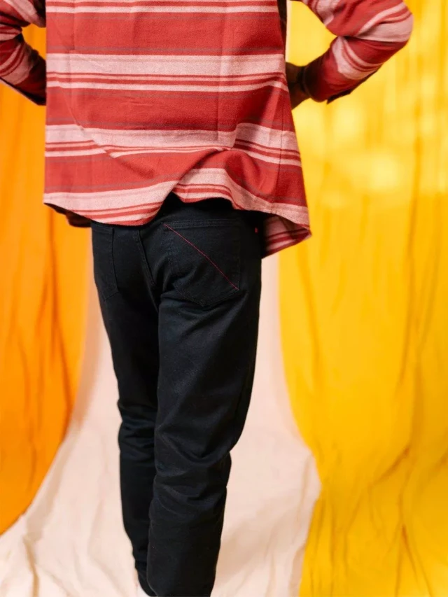 1083 - JEANS AJUSTE ATHLETIQUE 105N coton bio filidenim flex uni noir Homme