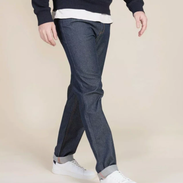 1083 - JEANS AJUSTE ATHLETIQUE 105N coton bio filidenim flex bleu Homme
