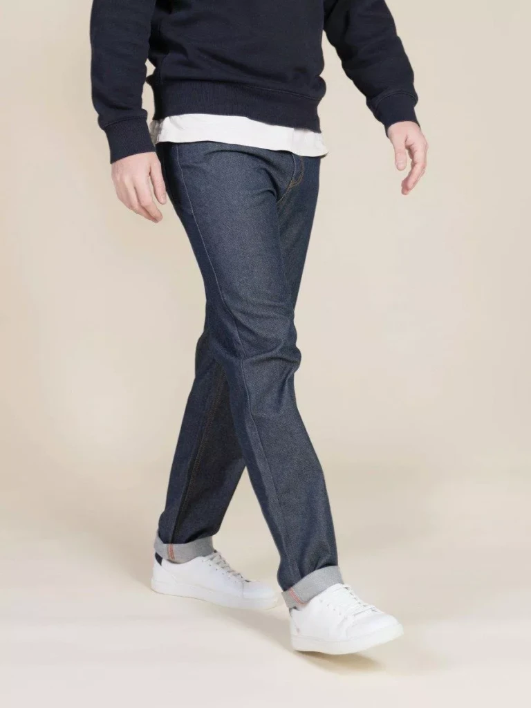 1083 - JEANS AJUSTE ATHLETIQUE 105N coton bio filidenim flex bleu Homme
