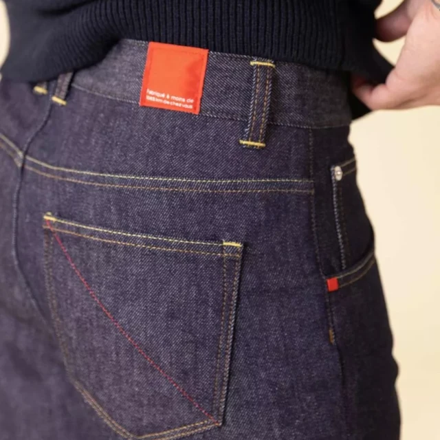 1083 - JEANS TAPERED 116N CONIQUE coton bio superdenimflex carde indigo brut