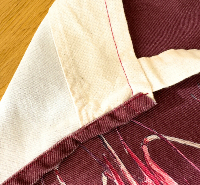 varek.illustrations - Tablier Rouge brun 100% coton : La Crevette