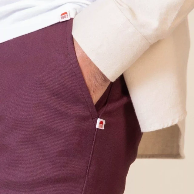 1083 - CHINO AJUSTE 163N coton bio filidenim flex uni prune Homme