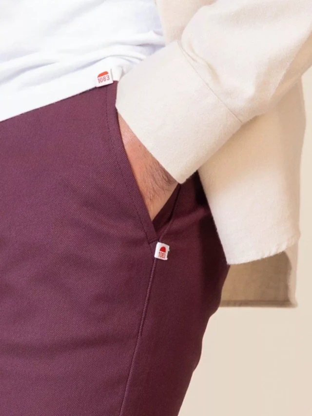 1083 - CHINO AJUSTE 163N coton bio filidenim flex uni prune Homme