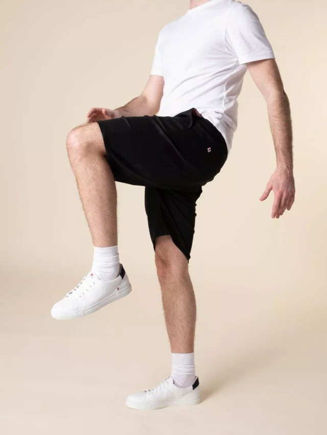 1083 - JOGGSHORT AMPLE 172N coton bio filidenim flex uni noir