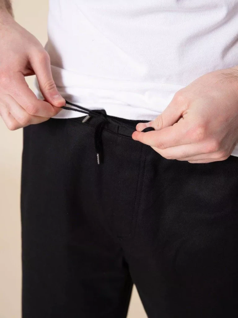 1083 - JOGGSHORT AMPLE 172N coton bio filidenim flex uni noir