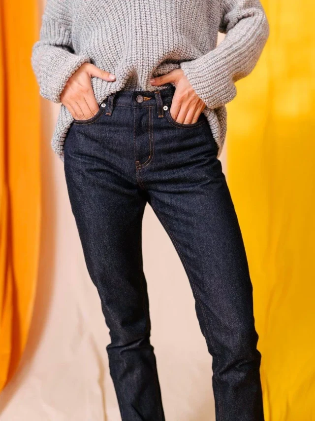 1083 - JEANS DROIT 201H taille haute 100 % coton bio superdenim indigo brut