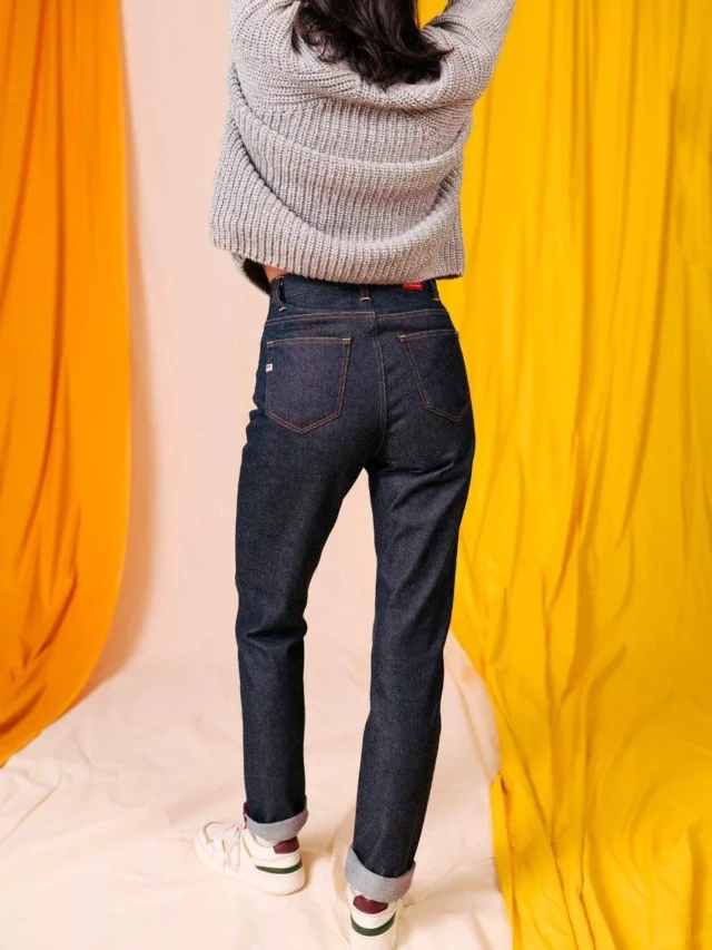 1083 - JEANS DROIT 201H taille haute 100 % coton bio superdenim indigo brut