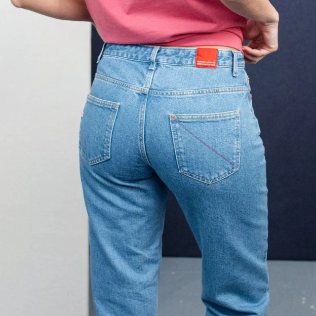 1083 - JEANS DROIT 201N DELAVE  coton bio superdenim indigo clair