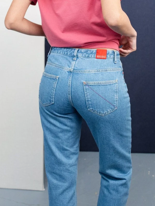 1083 - JEANS DROIT 201N DELAVE  coton bio superdenim indigo clair