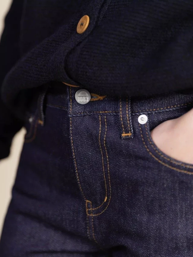 1083 - JEANS DROIT 201N  100 % coton bio superdenim indigo brut Femme