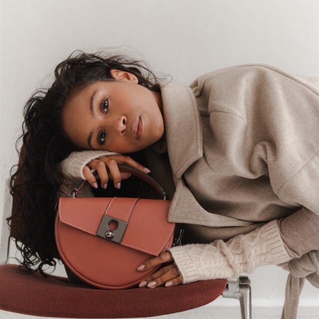 Nodie's - 10028723634518