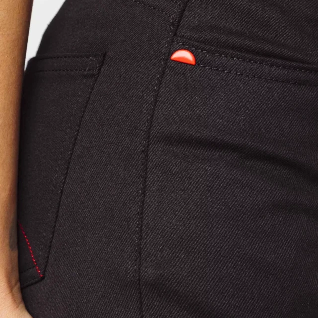 1083 - JEANS SLIM 204H FUSELE taille haute coton bio filidenim flex uni noir