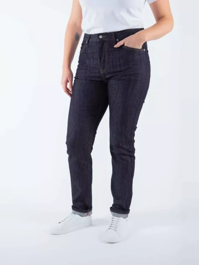 1083 - Jeans slim 204h fusele taille haute