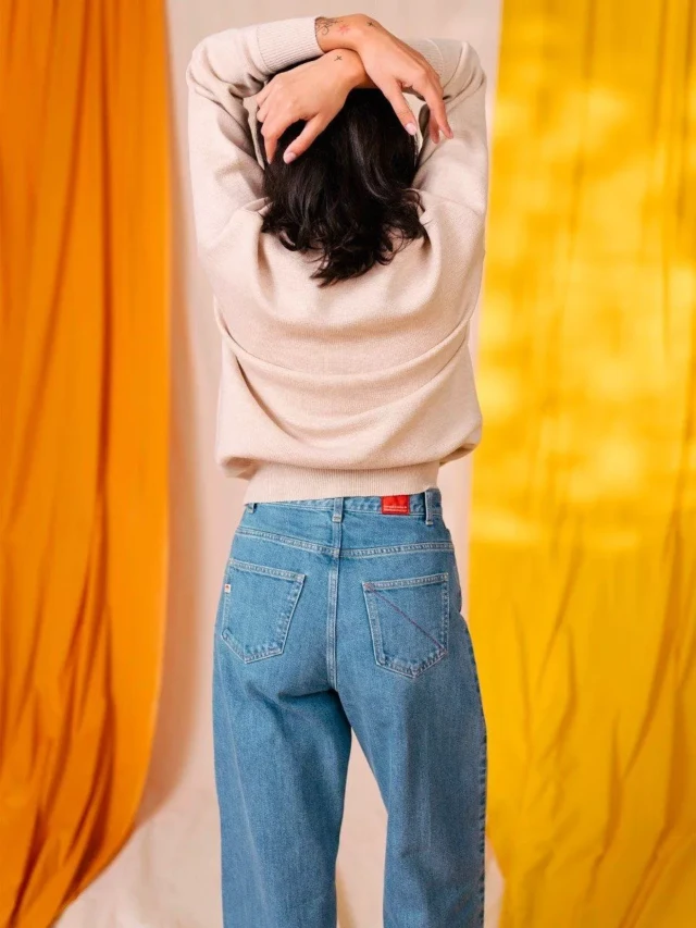 1083 - JEANS LARGE 206H DELAVE 100 % coton bio femme