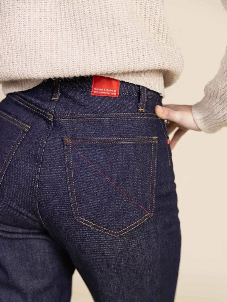 1083 - JEANS MOM 208H 100 % coton bio superdenim indigo brut