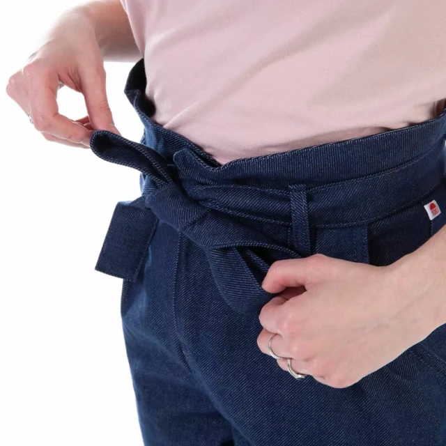 1083 - PANTALON NOUE CAROTTE 209H  coton bio uni bleu