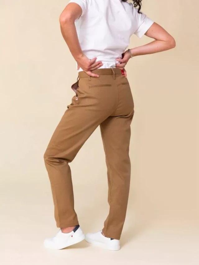 1083 - Chino ajuste 263n marron clair